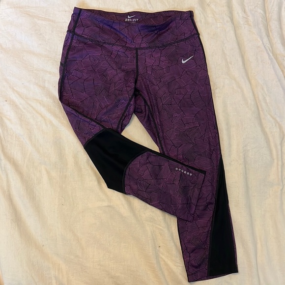 Nike Dri-Fit capri running leggings - Picture 1 of 1